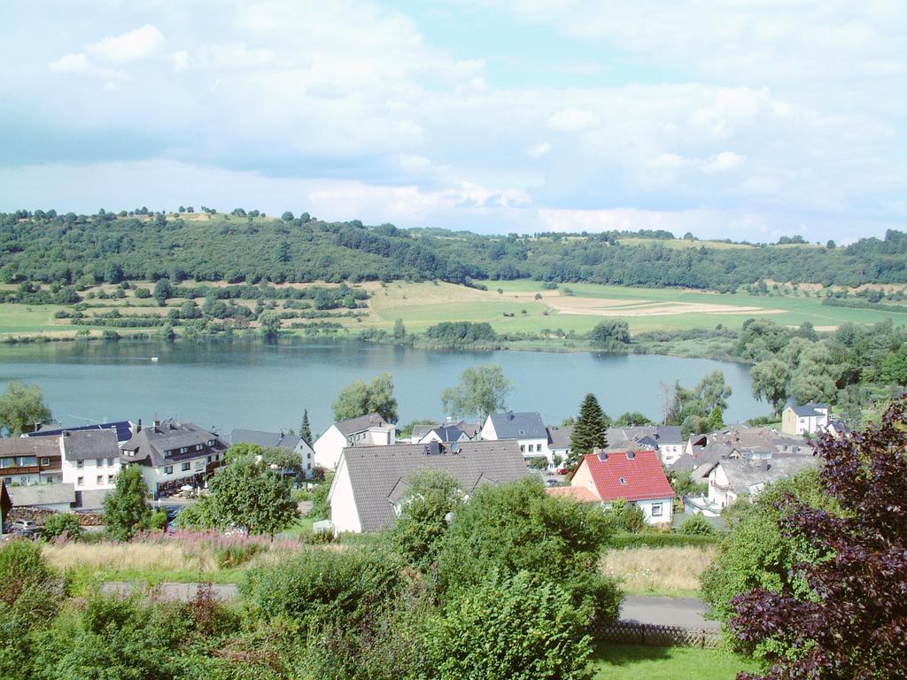 Eifelglueck Appartement Schalkenmehren Buitenkant foto