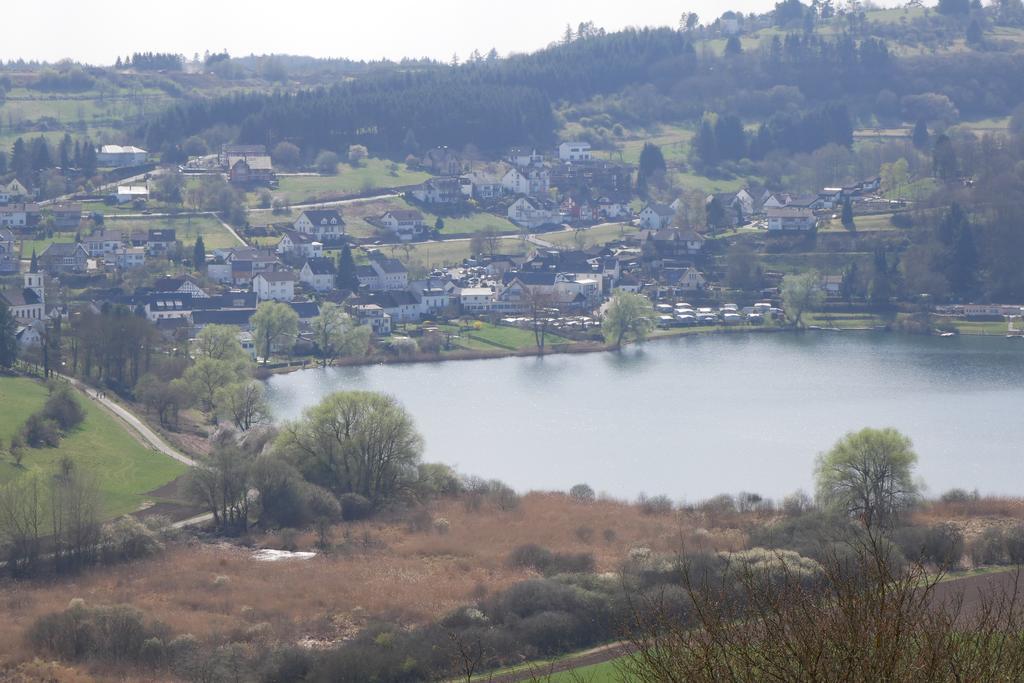Eifelglueck Appartement Schalkenmehren Buitenkant foto