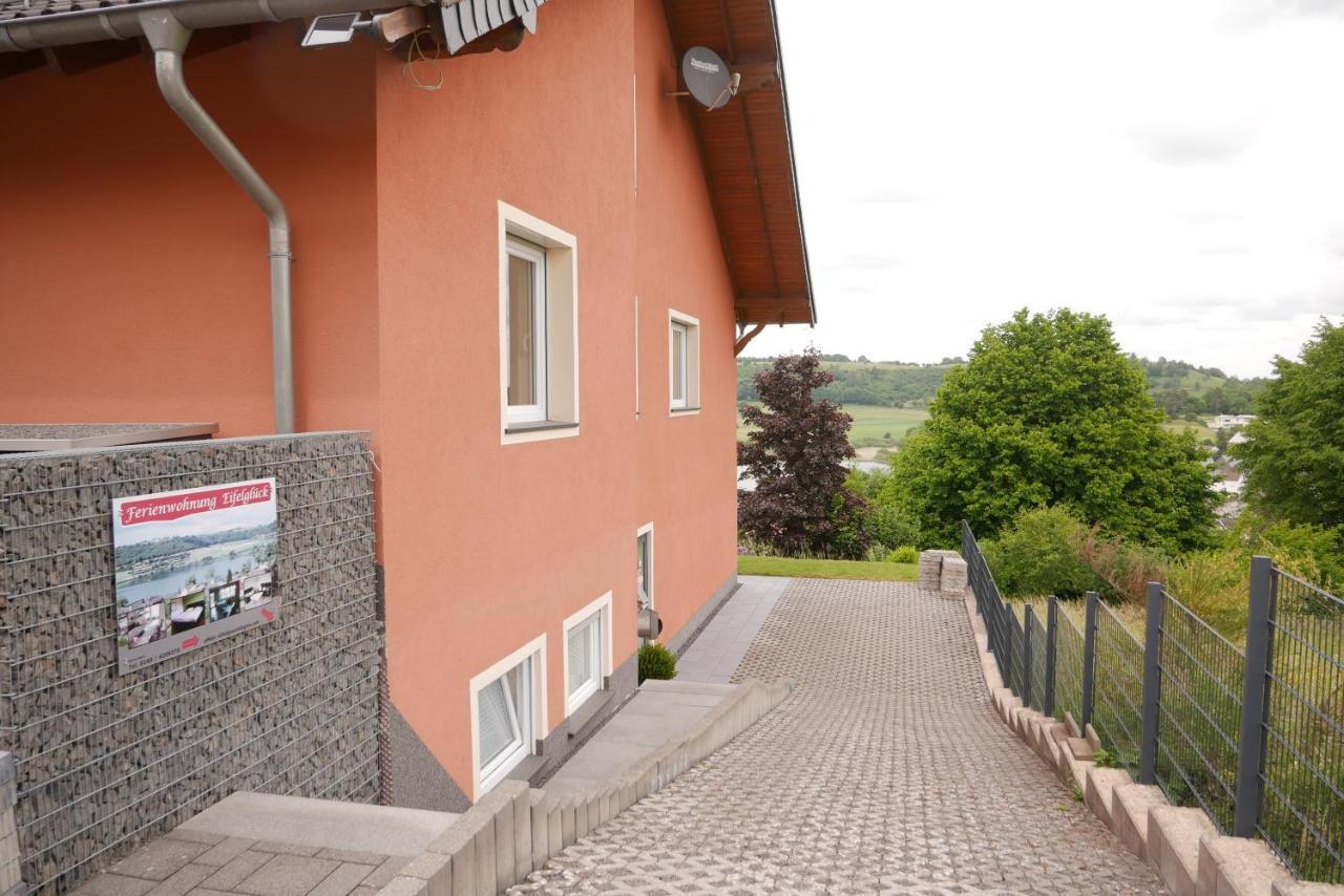Eifelglueck Appartement Schalkenmehren Buitenkant foto